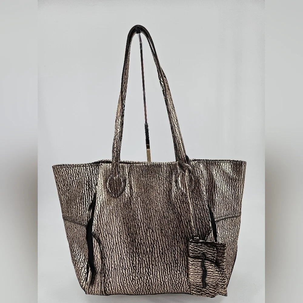 Aimee Kestenberg Leather Shoulder / Tote Bage Purse - Rose Gold & Black